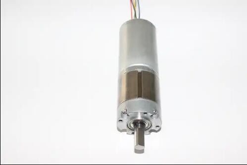 Motor de engranajes planetarios sin escobillas de 36 mm de alto par 20 Watt 45 rpm 3650 Motor sin escobillas